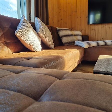 דיסנטיס Alpine Retreat & Sauna מראה חיצוני תמונה