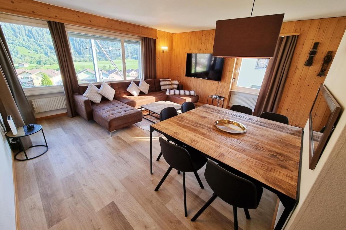 דיסנטיס Alpine Retreat & Sauna מראה חיצוני תמונה
